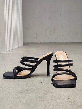 Strappy Black High Heel Sandals With Square Toe Design For Women